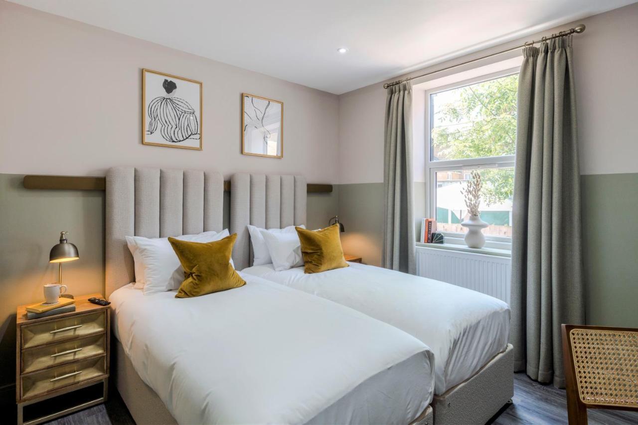 Shepherds Bush - Your Apartamento *