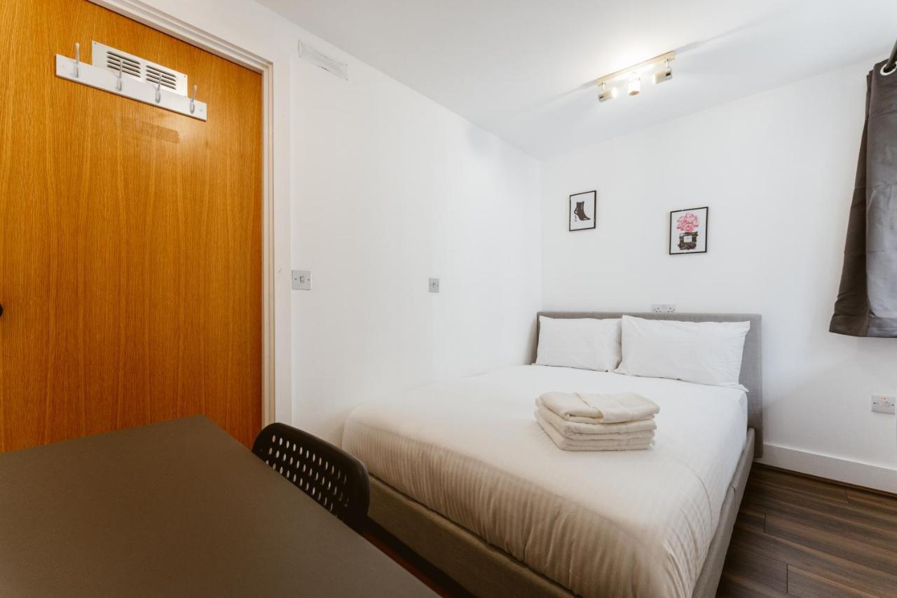 Limehouse Double - 3 * Londen