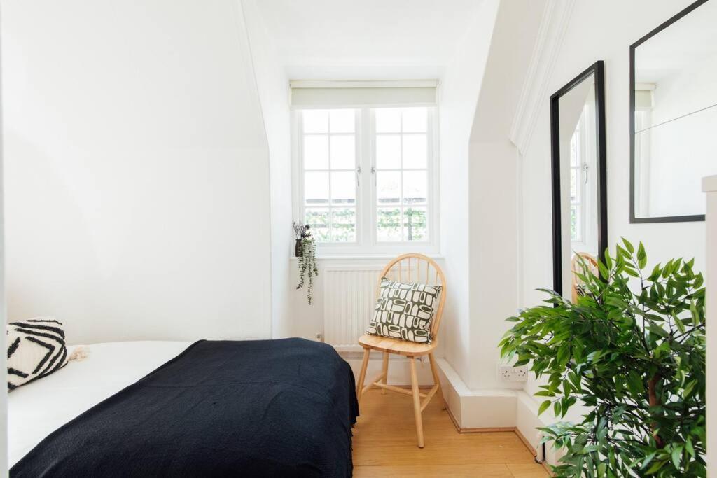 Charming 2 Bedroom Flat In The Heart Of Kings Cross, Londres