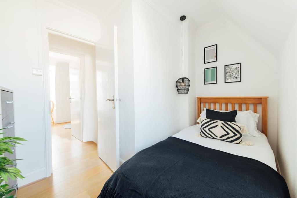 Charming 2 Bedroom Flat In The Heart Of Kings Cross, *