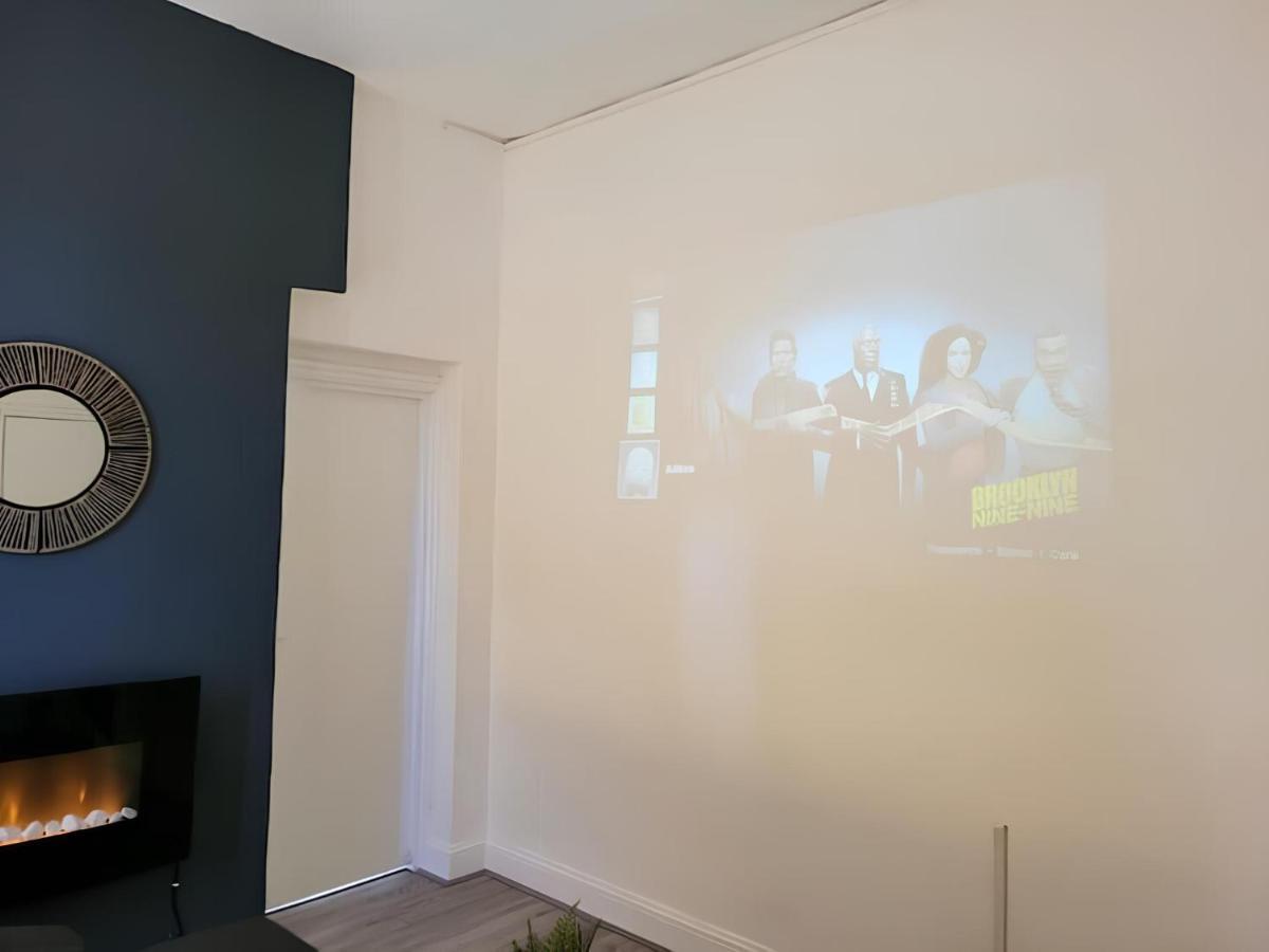 Contemporary 2 Bedroom *