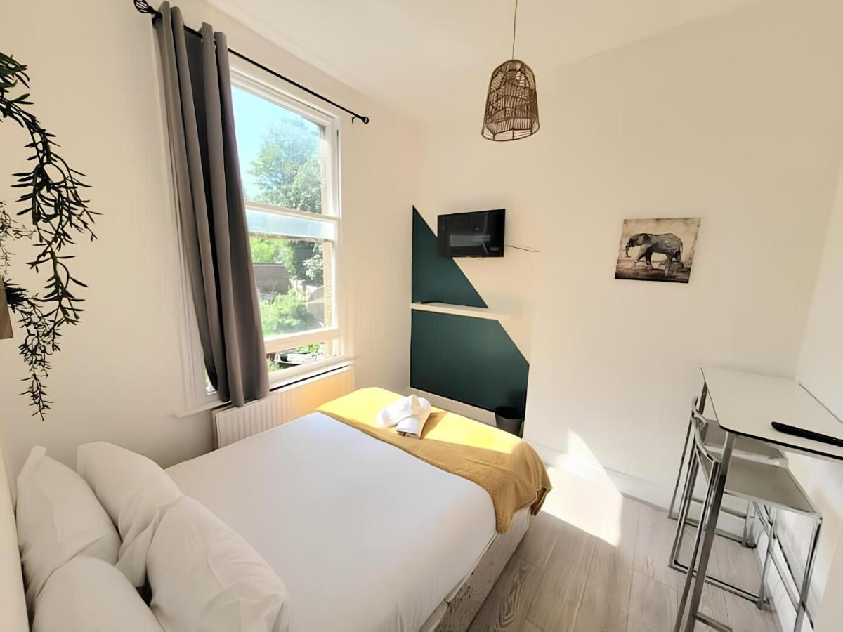 Contemporary 2 Bedroom London
