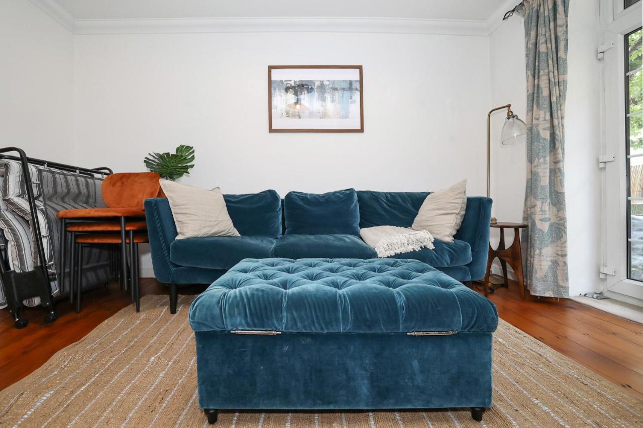 Bright & Modern Islington 2bd Apt For 6 London