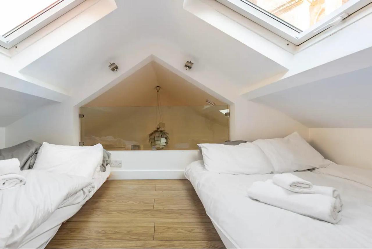 Beautiful 1 Bedroom Penthouse Flat Apartamento *
