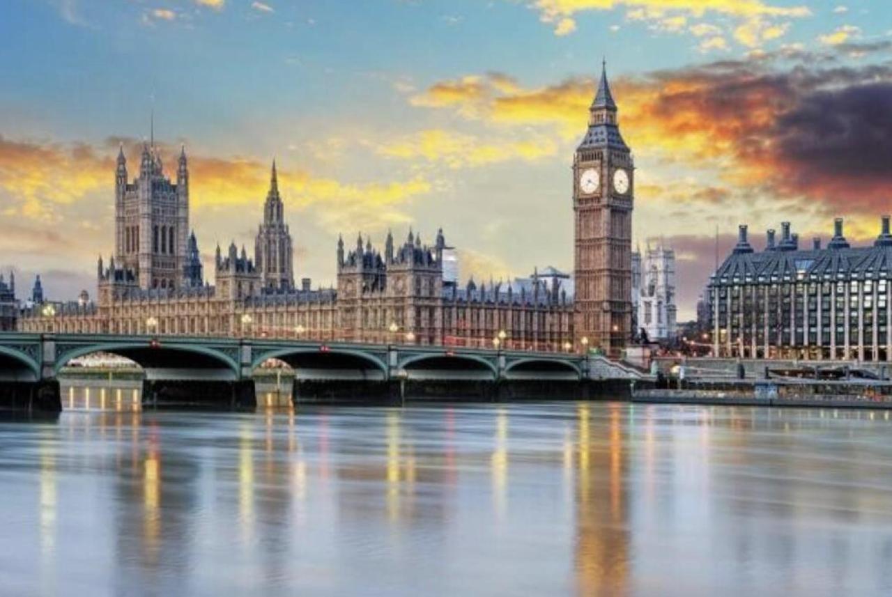 Apartamento 3 Bedroom With Private Terrace In Pimlico, Westminster, Victoria Londres