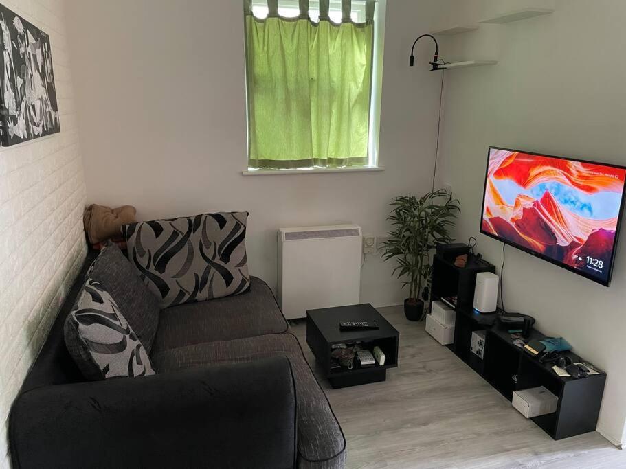 Appartement Entire Private House In The Heart Of *