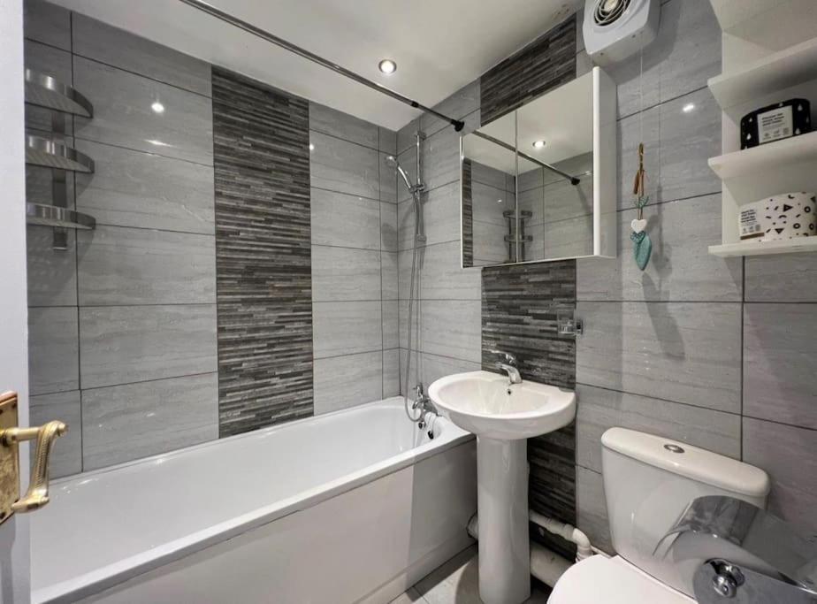 Modern & Cosy Flat In Appartement *