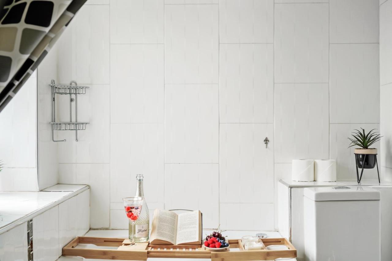 Appartement One Bedroom By Dream Key Short Lets & Long Lets Chelsea With Free Wi-fi And Netflix Londen