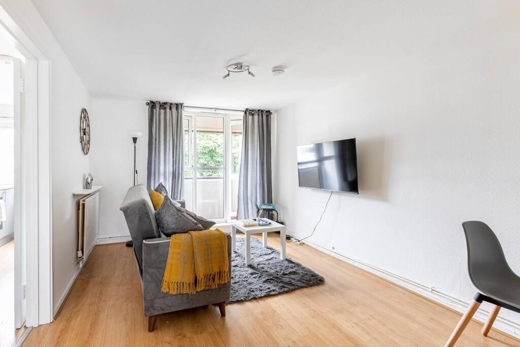 Modern & Cosy Flat In * Londen