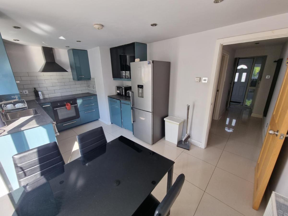 Zone 1 House With Secure Garden Apartamento