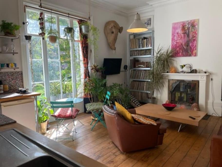 Artistic Spacious Flat In Brixton Apartamento *
