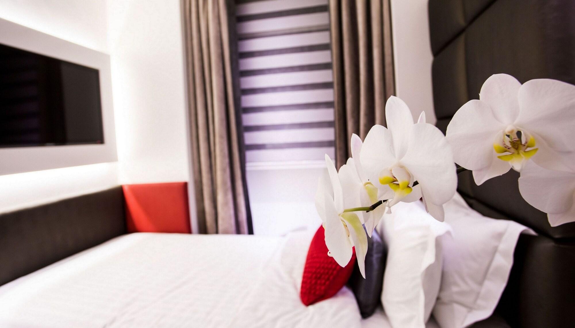 Hotel Henley House London