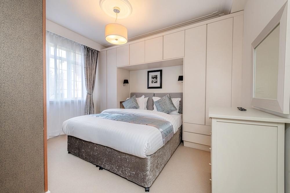 Fountain House Aparthotel 5*