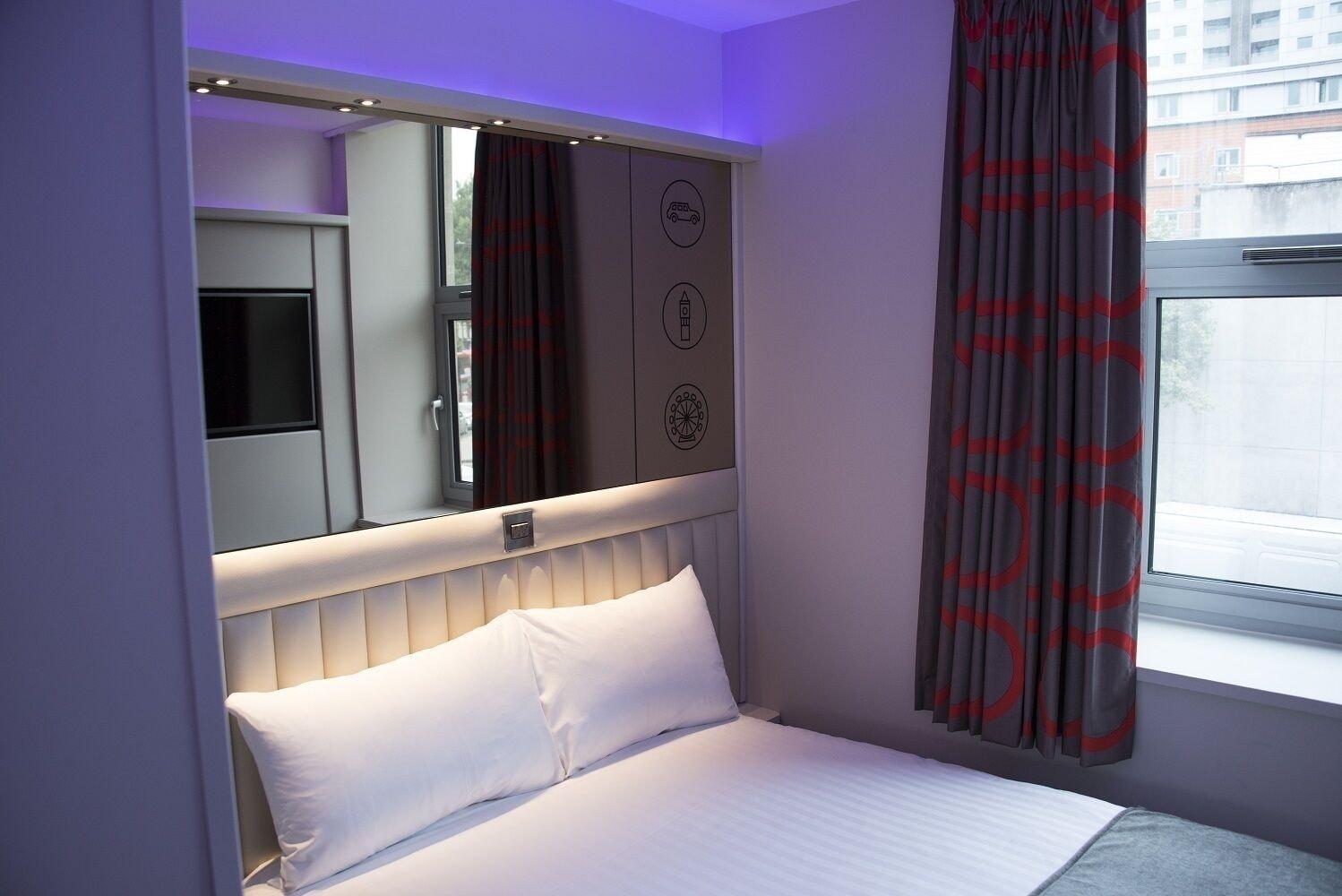 Point A Westminster 3* Londen