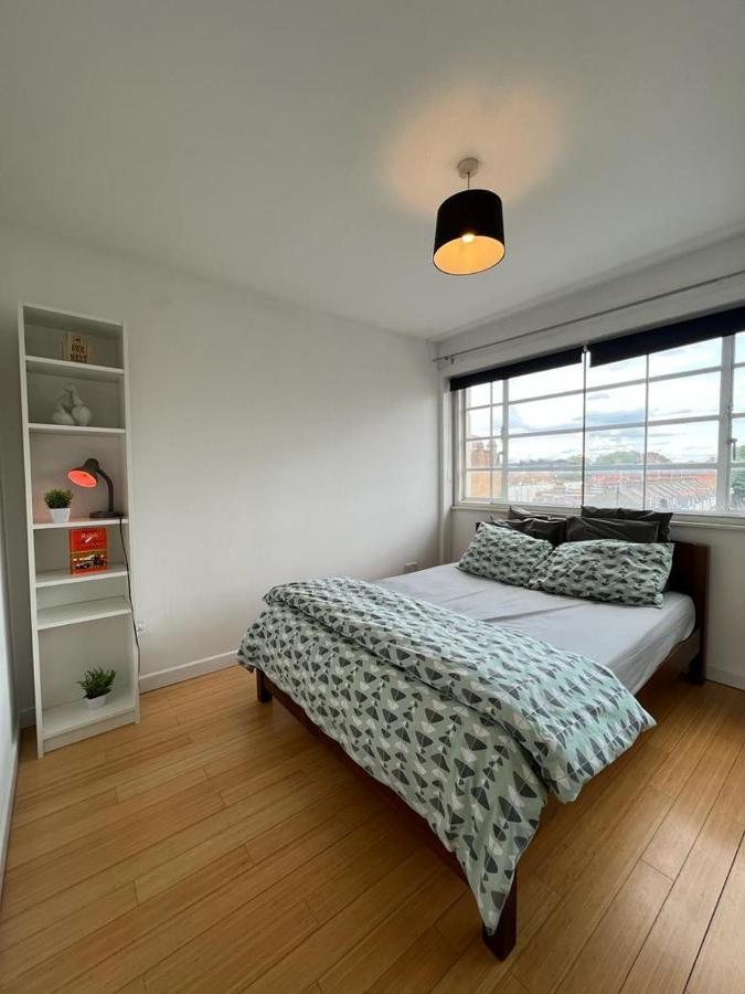2 Bed Flat In Heart Of Hackney *