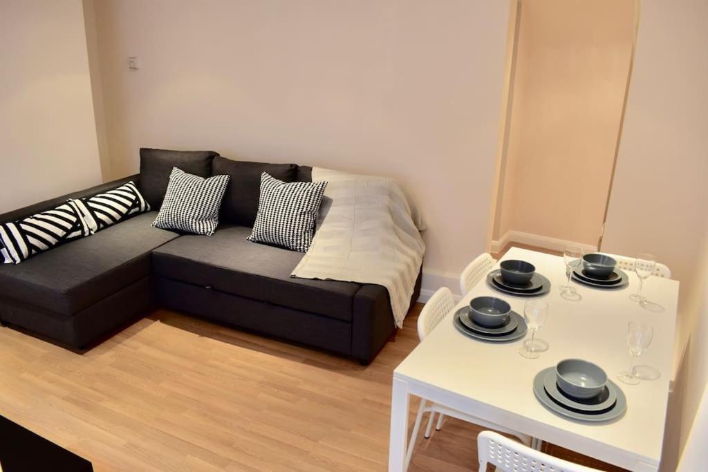 Cosy 1 Bedroom Flat Near The Eye * Londres