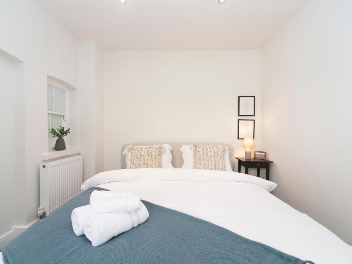 Pass The Keys Elegant Modern 2 Bed Flat Near Greenwich Park London
