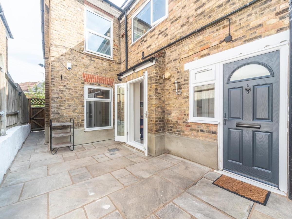 Holiday home Pass The Keys Elegant Modern 2 Bed Flat Near Greenwich Park *