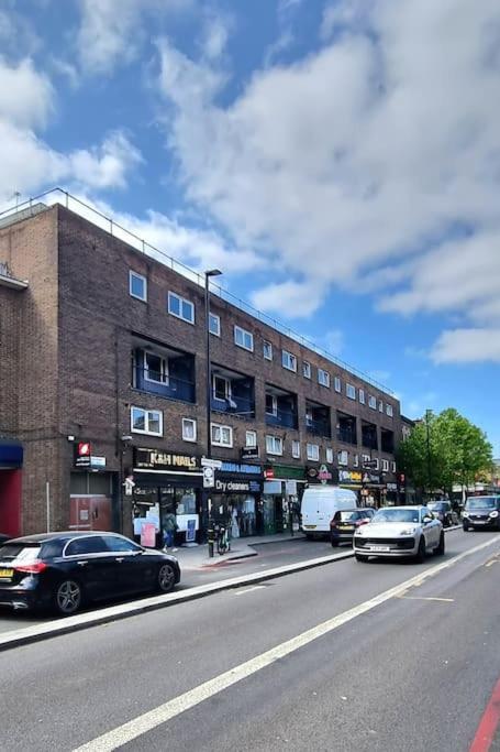 Large Duplex In Bermondsey
