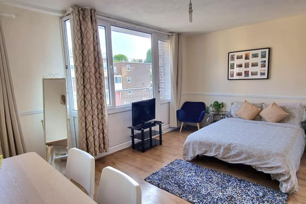 Large Duplex In Bermondsey