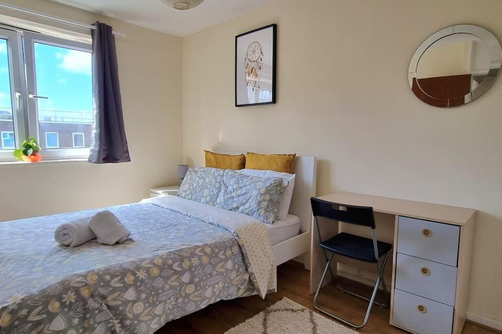 Large Duplex In Bermondsey Apartamento