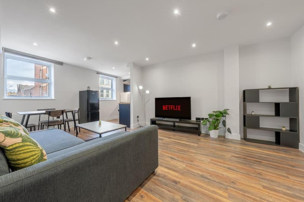 1 - North West Brand New Loft