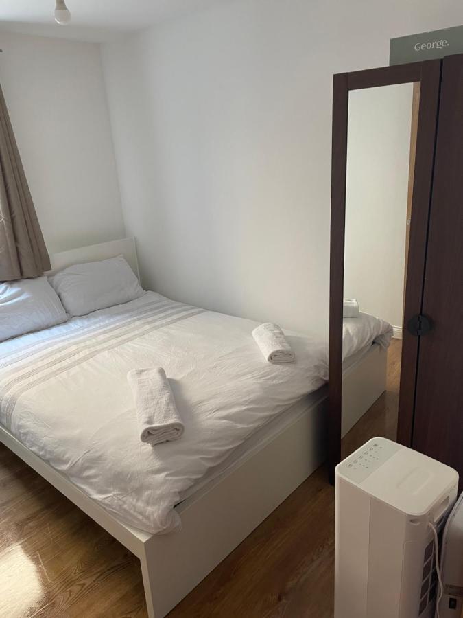 Mac-stephneil Homes Appartement