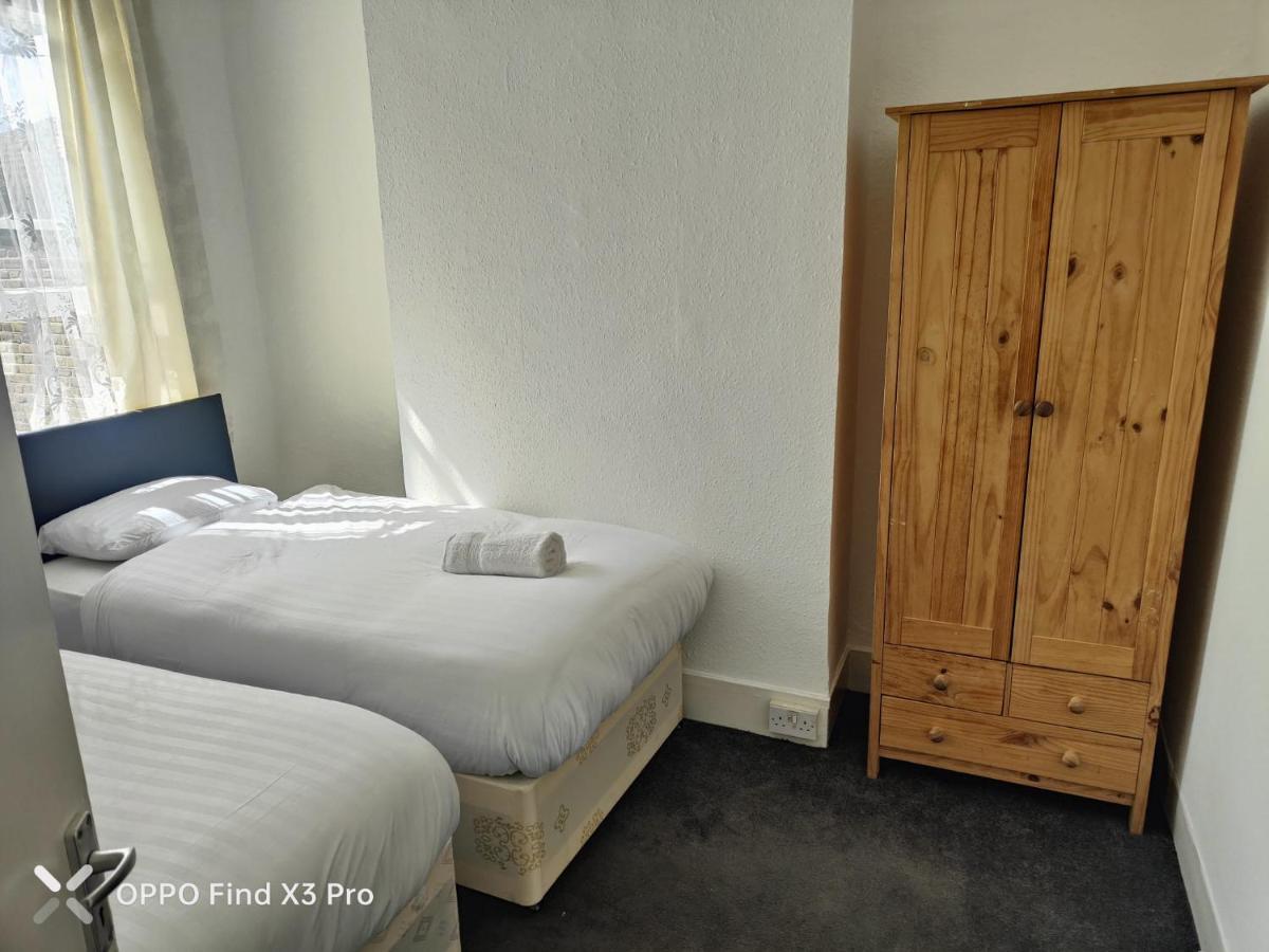 Apartamento East 2 Bedroom *