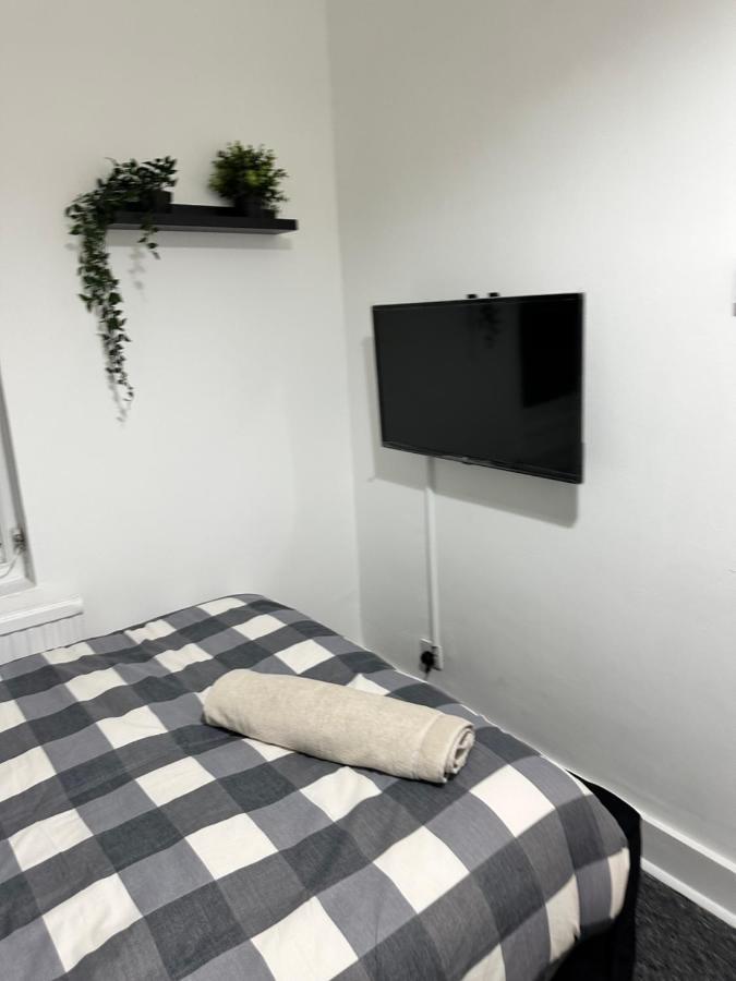 Casa de férias 3 Bedroom House With Garden In Tottenham Londres
