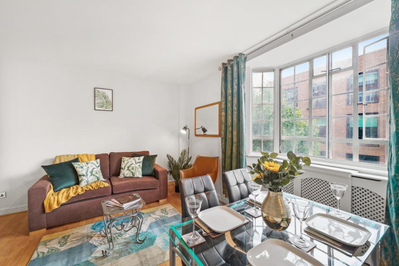 One Bedroom By Dream Key Short Lets & Long Lets Chelsea With Free Wi-fi And Netflix Appartement Londen
