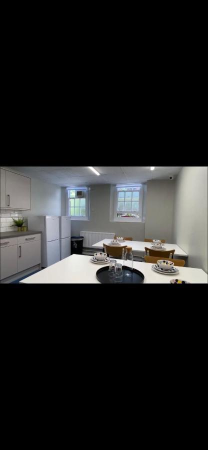 Lovely Bright With Shared Facilities Auberge de jeunesse