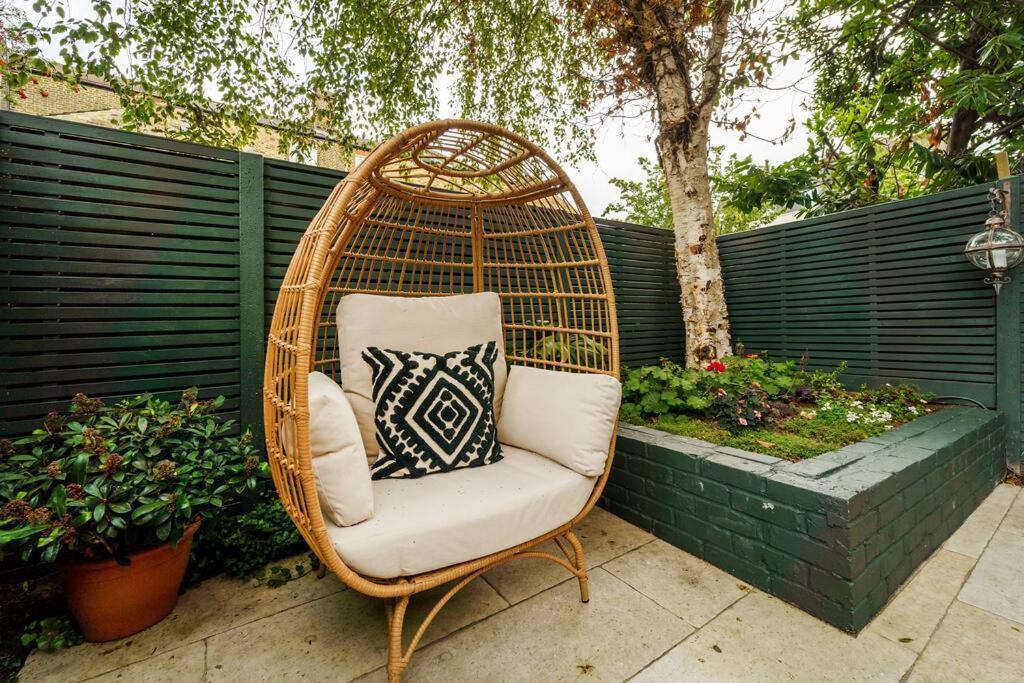 2 Bedroom Garden Flat