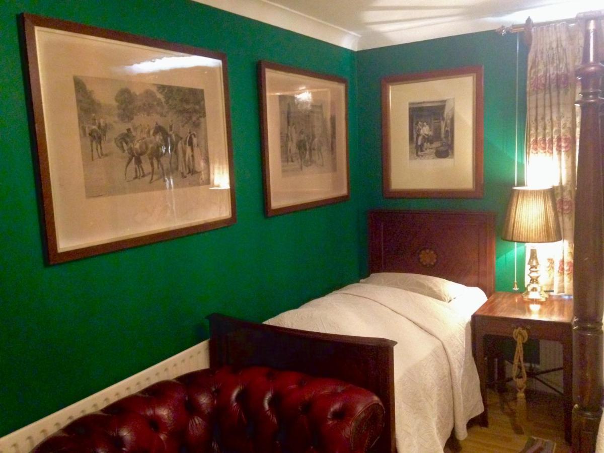 Guest house Quality And Very Good Value Private In Close To Notting Hill Zone 2 *