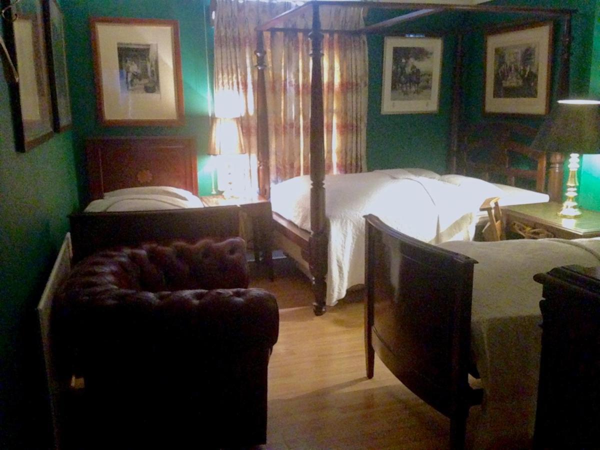 Quality And Very Good Value Private In Close To Notting Hill Zone 2 Guest house London