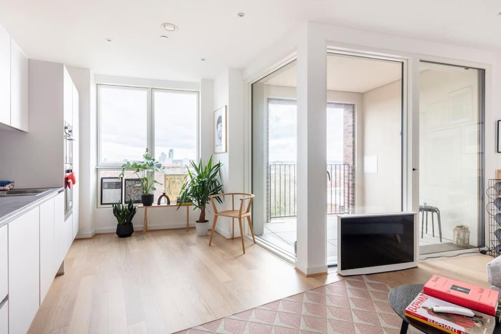 Cozy Flat In Hip East *