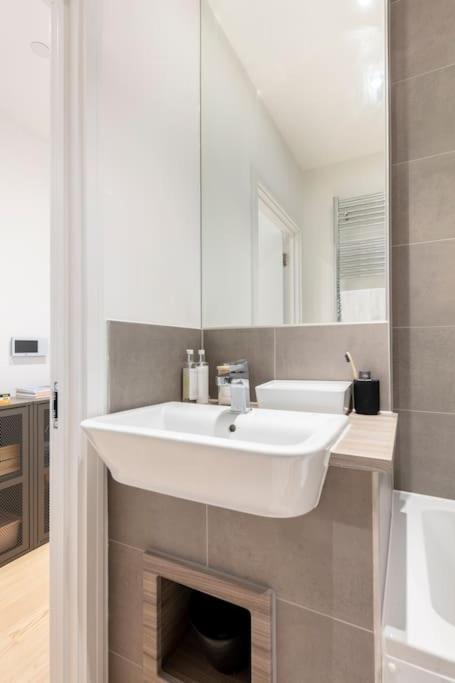 Cozy Flat In Hip East * Londen