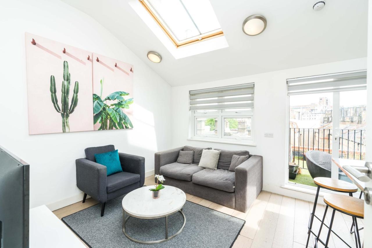 Cozy 2 Bedroom / Earls Court / Balcony * Londres