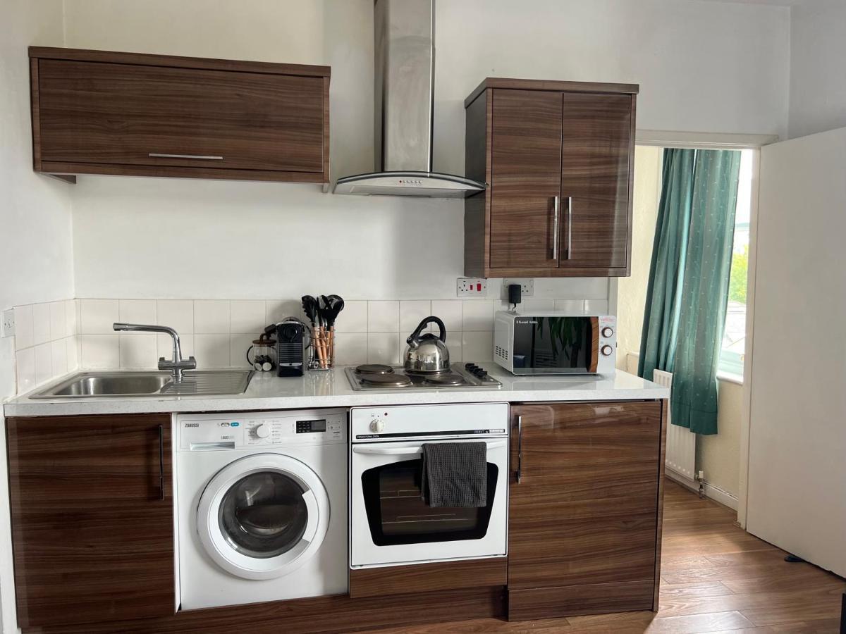 Appartement Bright Near Hyde Park Sleeps 4 Londen