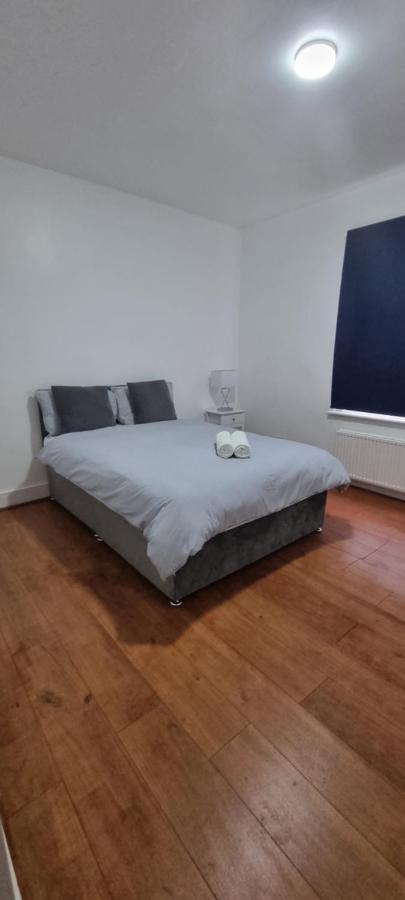 Cricklewood Broadway Guest Apartamento *