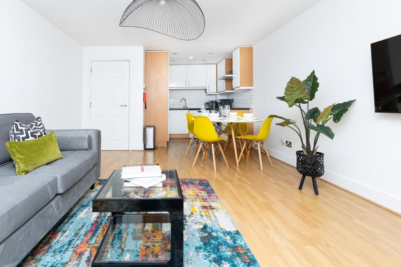 Apartamento Fantastic 2br Flat, 3 Min Shoreditch High Street