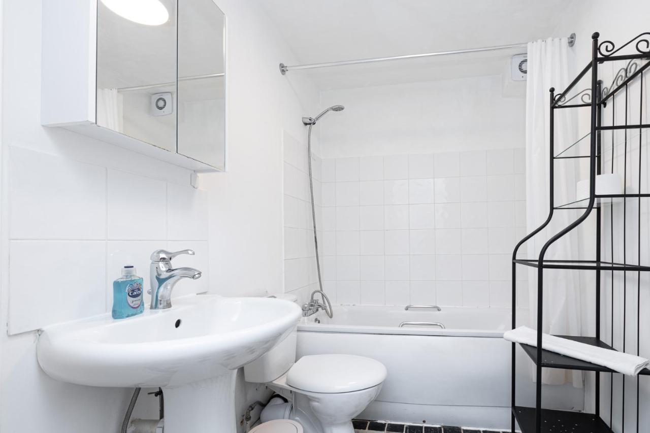 Fantastic 2br Flat, 3 Min Shoreditch High Street * Londres