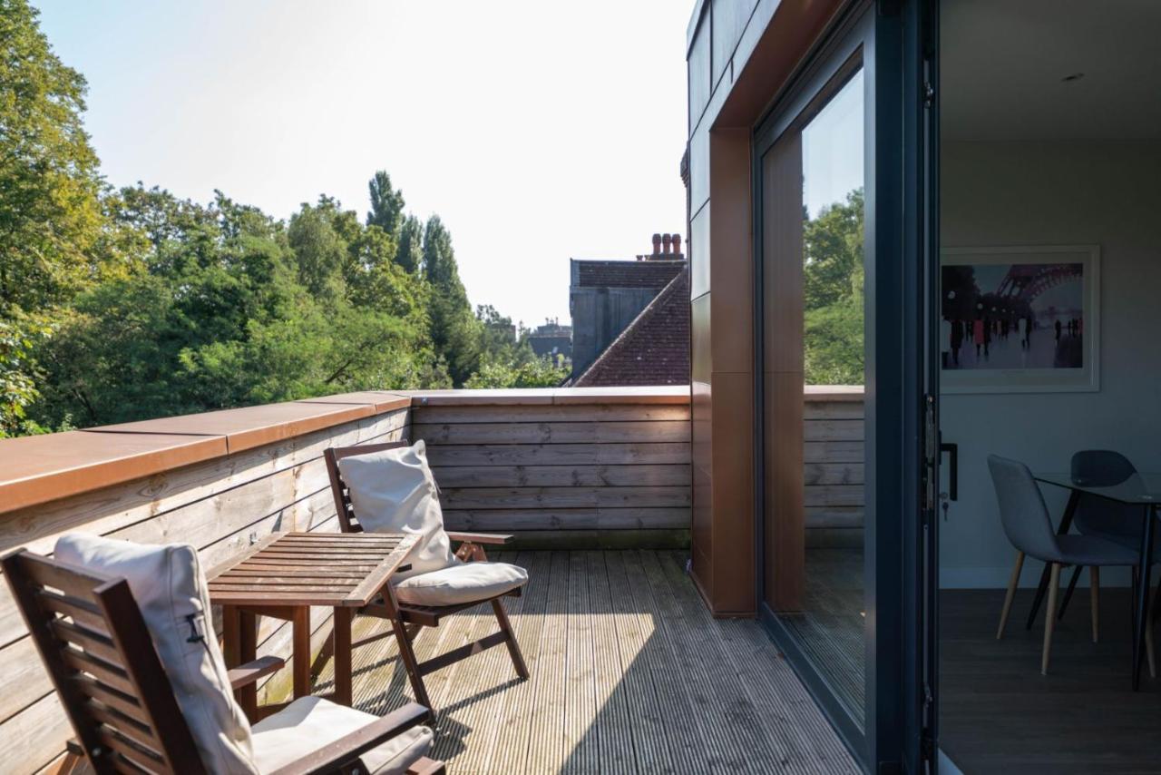 The Hampstead Hideout - Glamorous 3bdr Flat With Balcony *
