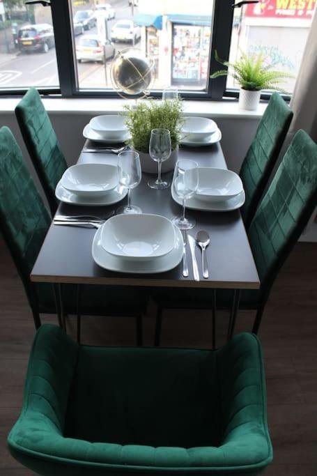 Lavish Near Wembley Stadium London