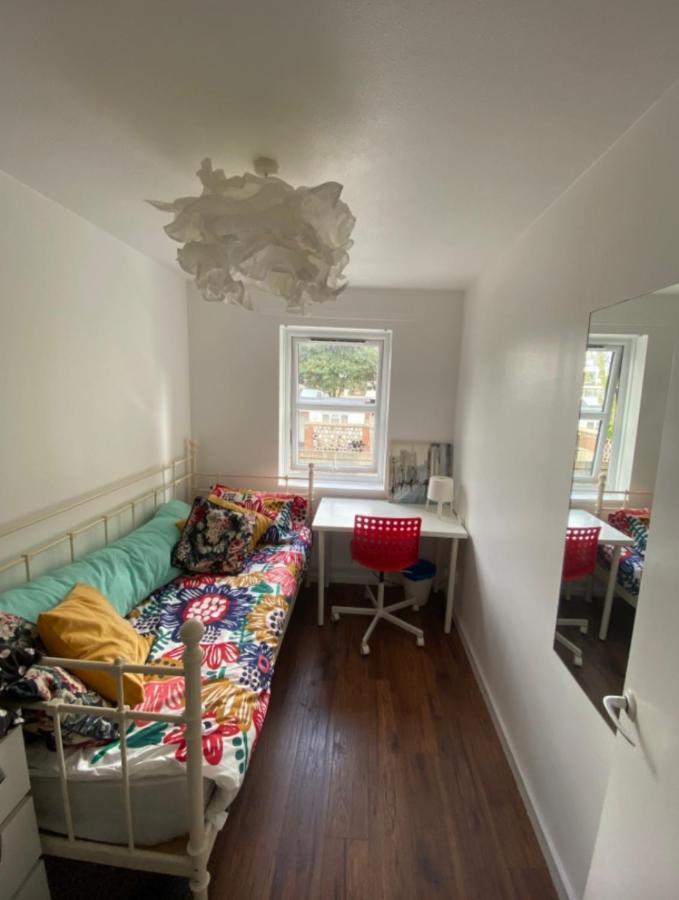 Quarto em Acomodações Particulares Patmos Homes Londres