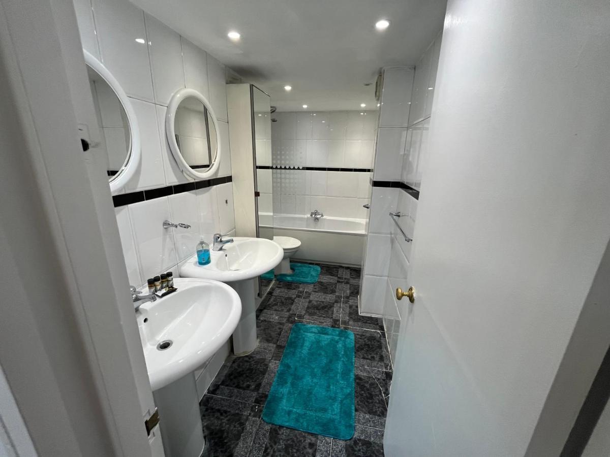 Urluxury 4 Bedroom 5-baths House In Marble Arch, Londres