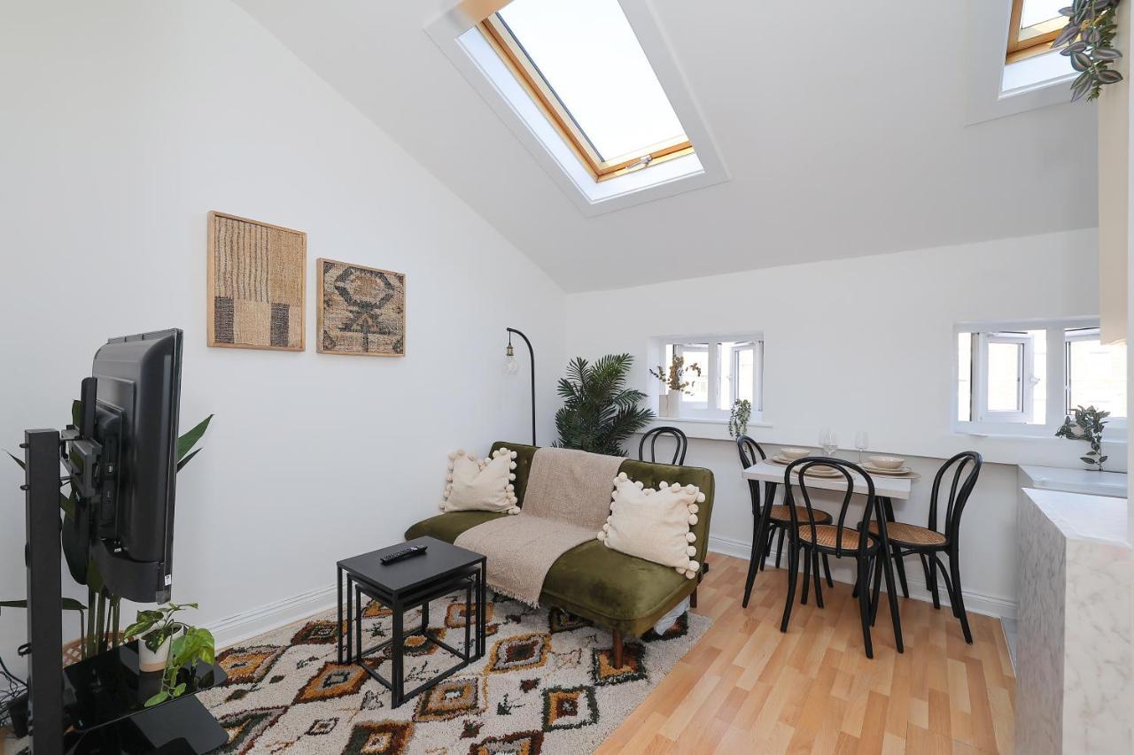 Cosy 1 Bedroom Floor On Edgware Road * Londres