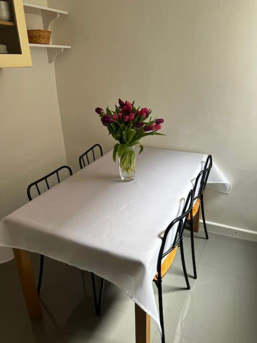 A Beautiful Four Bedroom Family Londres