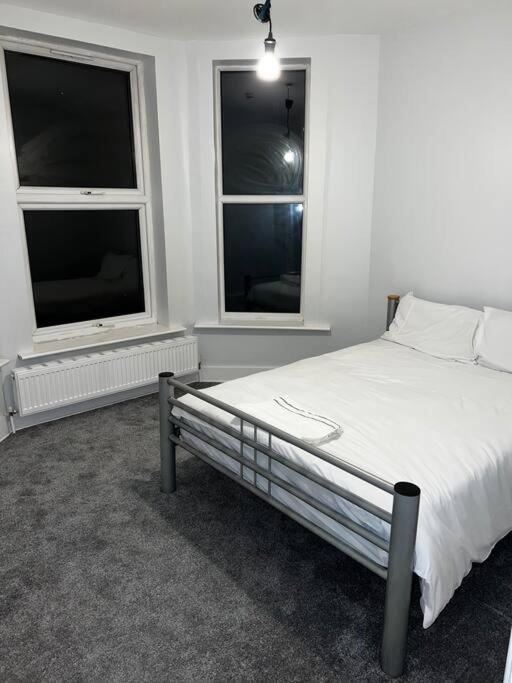 Сasa de vacaciones A Beautiful Four Bedroom Family *