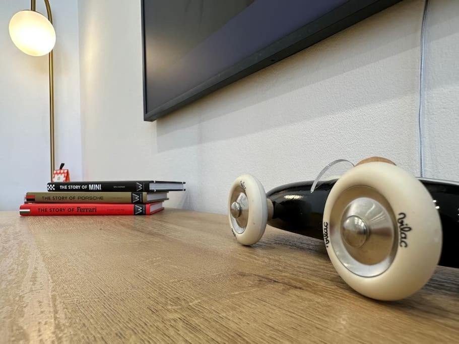 Stylish, Smart & Fun 4 Bed Apartamento Londres