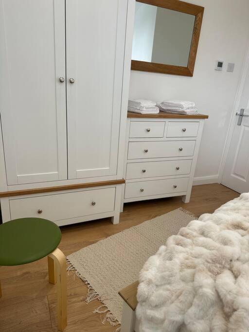 Stylish, Smart & Fun 4 Bed Londres